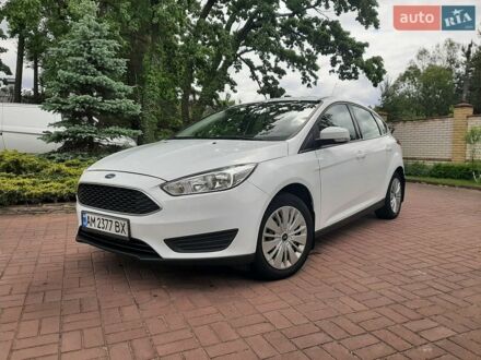 Білий Форд Фокус, об'ємом двигуна 1 л та пробігом 103 тис. км за 6700 $, фото 1 на Automoto.ua