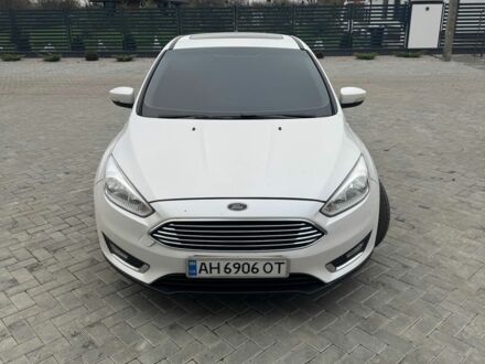 Белый Форд Фокус, объемом двигателя 2 л и пробегом 141 тыс. км за 7500 $, фото 1 на Automoto.ua