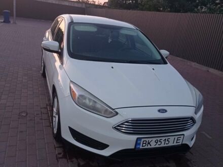 Білий Форд Фокус, об'ємом двигуна 2 л та пробігом 181 тис. км за 8000 $, фото 1 на Automoto.ua