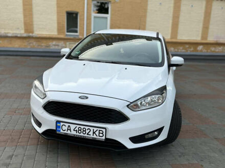 Форд Фокус 2015 в Черкассах на Automoto.ua Белый Форд Фокус, объемом двигателя 1.5 л и пробегом 218 тыс. км за 10200 $, фото 1 на Automoto.ua
