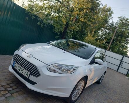 Білий Форд Фокус, об'ємом двигуна 0 л та пробігом 65 тис. км за 7999 $, фото 1 на Automoto.ua