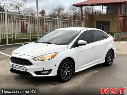 Белый Форд Фокус, объемом двигателя 2 л и пробегом 145 тыс. км за 7500 $, фото 1 на Automoto.ua