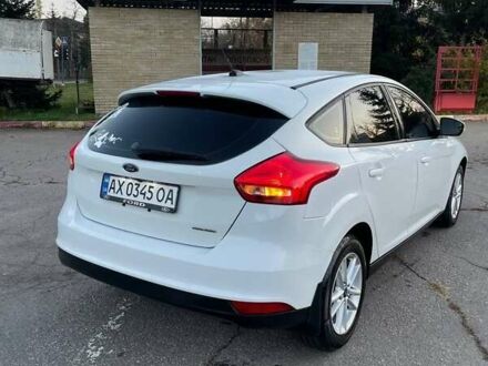 Білий Форд Фокус, об'ємом двигуна 2 л та пробігом 155 тис. км за 8500 $, фото 1 на Automoto.ua
