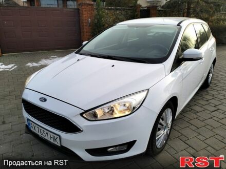 Білий Форд Фокус, об'ємом двигуна 1.6 л та пробігом 0 тис. км за 7900 $, фото 1 на Automoto.ua