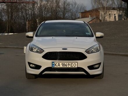Белый Форд Фокус, объемом двигателя 2 л и пробегом 196 тыс. км за 7999 $, фото 1 на Automoto.ua