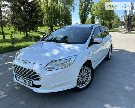 Белый Форд Фокус, объемом двигателя 0 л и пробегом 70 тыс. км за 7250 $, фото 1 на Automoto.ua