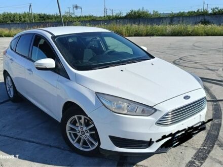 Белый Форд Фокус, объемом двигателя 2 л и пробегом 207 тыс. км за 7700 $, фото 1 на Automoto.ua