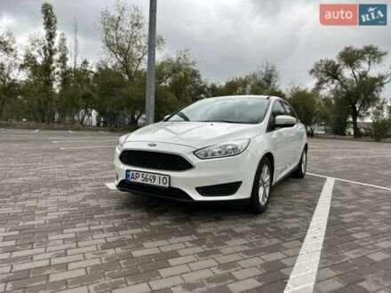 Белый Форд Фокус, объемом двигателя 2 л и пробегом 150 тыс. км за 9900 $, фото 1 на Automoto.ua