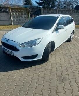 Белый Форд Фокус, объемом двигателя 1.5 л и пробегом 254 тыс. км за 8300 $, фото 1 на Automoto.ua