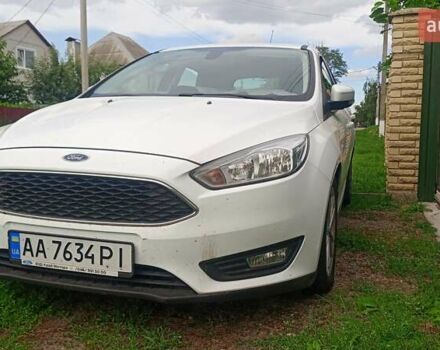 Білий Форд Фокус, об'ємом двигуна 1 л та пробігом 115 тис. км за 8000 $, фото 1 на Automoto.ua