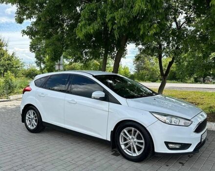Белый Форд Фокус, объемом двигателя 1 л и пробегом 230 тыс. км за 7500 $, фото 1 на Automoto.ua