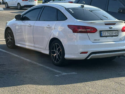 Белый Форд Фокус, объемом двигателя 2 л и пробегом 125 тыс. км за 8900 $, фото 1 на Automoto.ua
