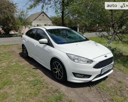 Белый Форд Фокус, объемом двигателя 2 л и пробегом 130 тыс. км за 9000 $, фото 1 на Automoto.ua