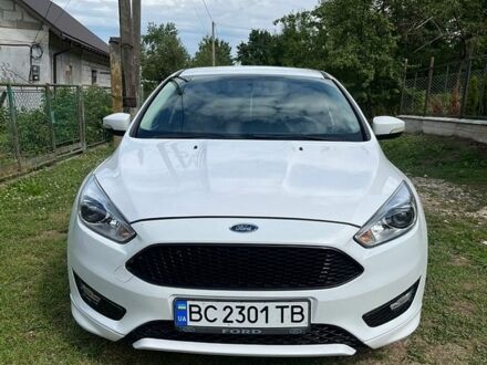 Білий Форд Фокус, об'ємом двигуна 2 л та пробігом 103 тис. км за 7600 $, фото 1 на Automoto.ua