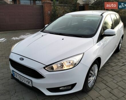 Белый Форд Фокус, объемом двигателя 1.6 л и пробегом 263 тыс. км за 7700 $, фото 1 на Automoto.ua