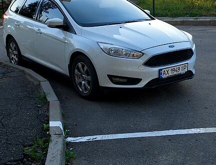 Белый Форд Фокус, объемом двигателя 1 л и пробегом 20700 тыс. км за 6600 $, фото 1 на Automoto.ua