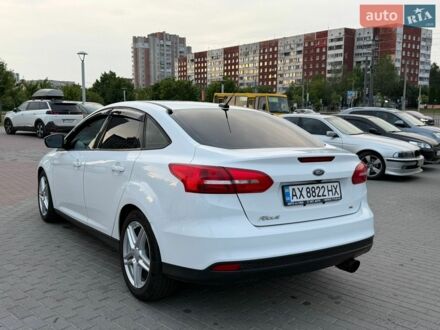 Білий Форд Фокус, об'ємом двигуна 2 л та пробігом 211 тис. км за 7350 $, фото 1 на Automoto.ua