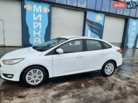 Білий Форд Фокус, об'ємом двигуна 1 л та пробігом 196 тис. км за 8000 $, фото 1 на Automoto.ua