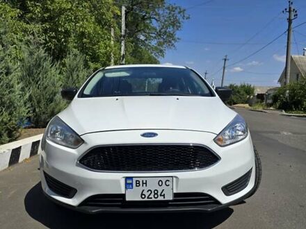 Форд Фокус 2015 в Одессе на Automoto.ua Белый Форд Фокус, объемом двигателя 2 л и пробегом 212 тыс. км за 8300 $, фото 1 на Automoto.ua