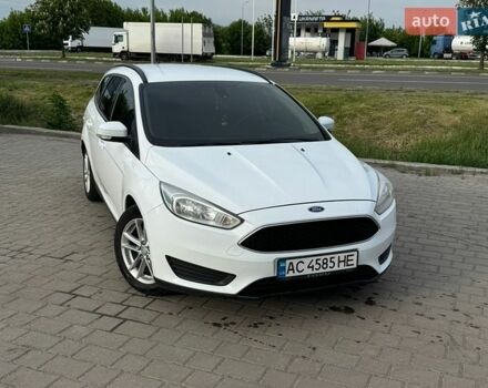 Белый Форд Фокус, объемом двигателя 1.5 л и пробегом 287 тыс. км за 7800 $, фото 1 на Automoto.ua