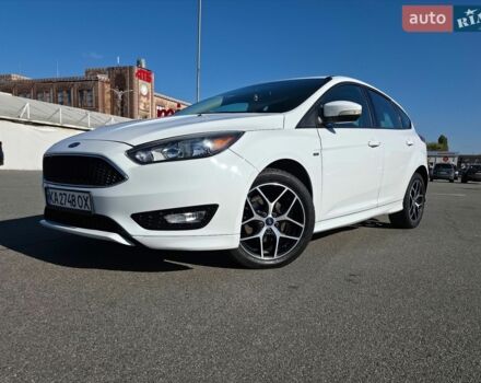Білий Форд Фокус, об'ємом двигуна 2 л та пробігом 156 тис. км за 8300 $, фото 1 на Automoto.ua