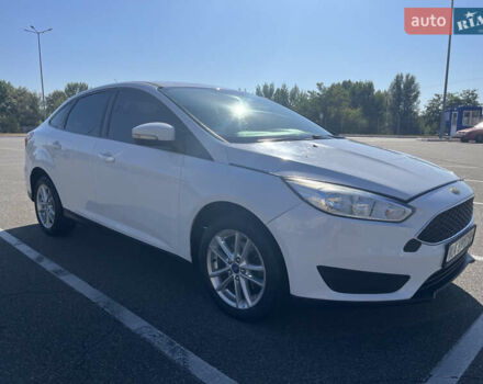 Білий Форд Фокус, об'ємом двигуна 2 л та пробігом 188 тис. км за 6850 $, фото 1 на Automoto.ua