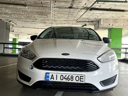 Форд Фокус 2015 в Киеве на Automoto.ua Белый Форд Фокус, объемом двигателя 2 л и пробегом 138 тыс. км за 7500 $, фото 1 на Automoto.ua