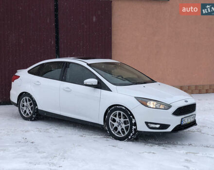 Білий Форд Фокус, об'ємом двигуна 2 л та пробігом 176 тис. км за 7800 $, фото 1 на Automoto.ua