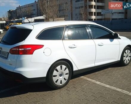 Белый Форд Фокус, объемом двигателя 1 л и пробегом 211 тыс. км за 5700 $, фото 1 на Automoto.ua