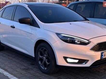 Белый Форд Фокус, объемом двигателя 2 л и пробегом 171 тыс. км за 8000 $, фото 1 на Automoto.ua