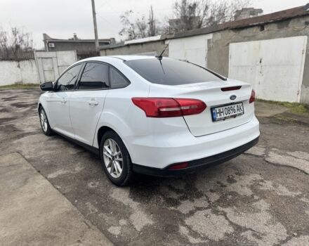 Белый Форд Фокус, объемом двигателя 2 л и пробегом 210 тыс. км за 7200 $, фото 1 на Automoto.ua