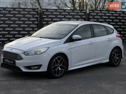 Білий Форд Фокус, об'ємом двигуна 2 л та пробігом 165 тис. км за 6750 $, фото 1 на Automoto.ua