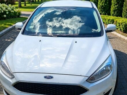 Белый Форд Фокус, объемом двигателя 1.5 л и пробегом 225 тыс. км за 8500 $, фото 1 на Automoto.ua