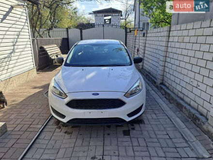 Форд Фокус 2016 в Василькове на Automoto.ua Белый Форд Фокус, объемом двигателя 2 л и пробегом 152 тыс. км за 7500 $, фото 1 на Automoto.ua