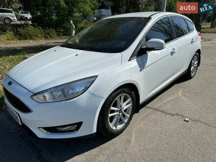 Белый Форд Фокус, объемом двигателя 1 л и пробегом 92 тыс. км за 7999 $, фото 1 на Automoto.ua