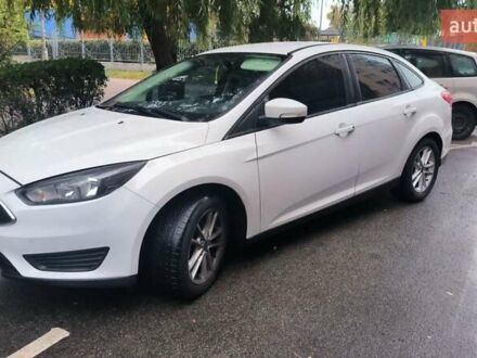 Форд Фокус 2016 в Киеве на Automoto.ua Белый Форд Фокус, объемом двигателя 2 л и пробегом 136 тыс. км за 9200 $, фото 1 на Automoto.ua