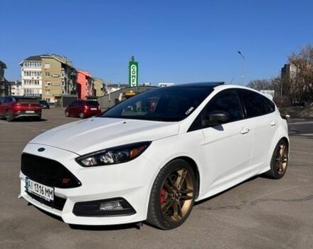 Белый Форд Фокус, объемом двигателя 2 л и пробегом 119 тыс. км за 11500 $, фото 1 на Automoto.ua