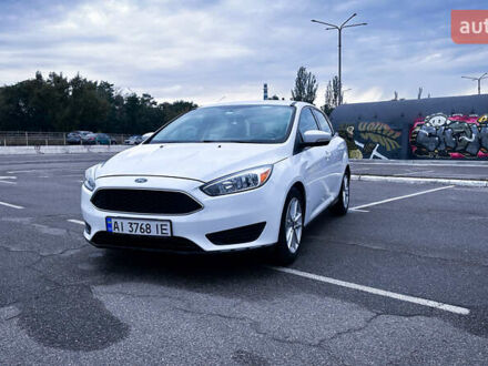 Белый Форд Фокус, объемом двигателя 2 л и пробегом 105 тыс. км за 9800 $, фото 1 на Automoto.ua