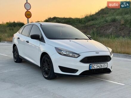 Білий Форд Фокус, об'ємом двигуна 2 л та пробігом 145 тис. км за 7450 $, фото 1 на Automoto.ua