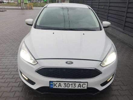 Белый Форд Фокус, объемом двигателя 2 л и пробегом 119 тыс. км за 8800 $, фото 1 на Automoto.ua