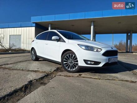 Форд Фокус 2016 в Николаеве на Automoto.ua Белый Форд Фокус, объемом двигателя 1 л и пробегом 98 тыс. км за 9600 $, фото 1 на Automoto.ua
