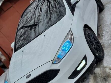 Белый Форд Фокус, объемом двигателя 1 л и пробегом 75 тыс. км за 11600 $, фото 1 на Automoto.ua