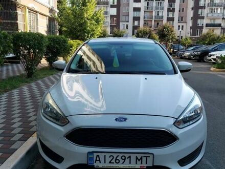 Форд Фокус 2017 в Киеве на Automoto.ua Белый Форд Фокус, объемом двигателя 2 л и пробегом 135 тыс. км за 9300 $, фото 1 на Automoto.ua