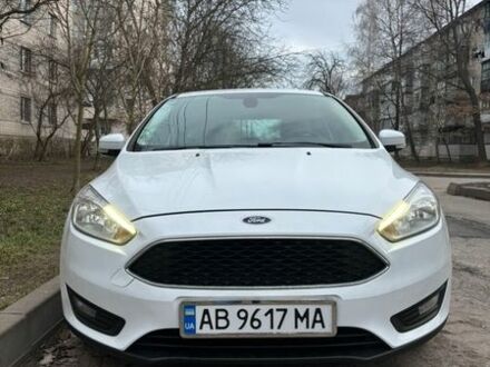 Белый Форд Фокус, объемом двигателя 1.5 л и пробегом 154 тыс. км за 9750 $, фото 1 на Automoto.ua