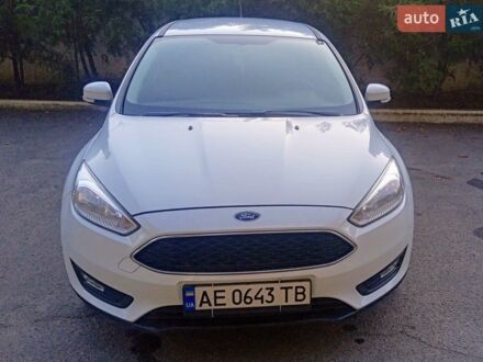 Білий Форд Фокус, об'ємом двигуна 1 л та пробігом 133 тис. км за 7500 $, фото 1 на Automoto.ua
