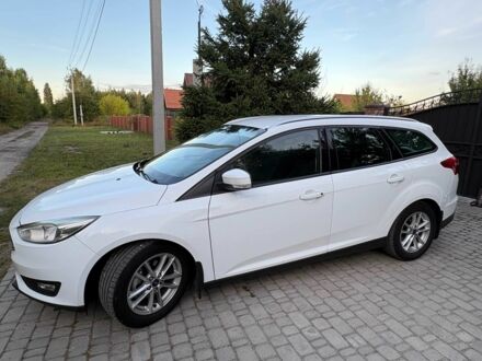 Белый Форд Фокус, объемом двигателя 1 л и пробегом 90 тыс. км за 7939 $, фото 1 на Automoto.ua