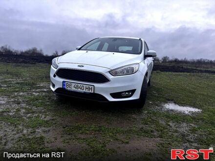 Білий Форд Фокус, об'ємом двигуна 1.5 л та пробігом 211 тис. км за 9800 $, фото 1 на Automoto.ua