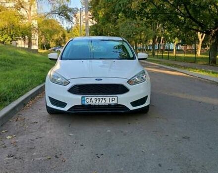 Білий Форд Фокус, об'ємом двигуна 2 л та пробігом 147 тис. км за 8900 $, фото 1 на Automoto.ua