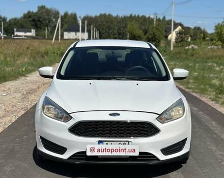 Белый Форд Фокус, объемом двигателя 2 л и пробегом 165 тыс. км за 7500 $, фото 1 на Automoto.ua