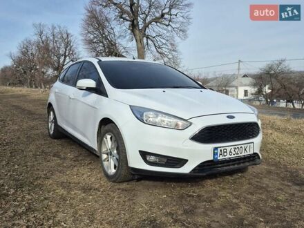 Форд Фокус 2017 в Чечельнике на Automoto.ua Белый Форд Фокус, объемом двигателя 1 л и пробегом 154 тыс. км за 8900 $, фото 1 на Automoto.ua